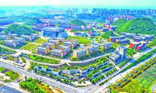 历史长河中的绿茵征程