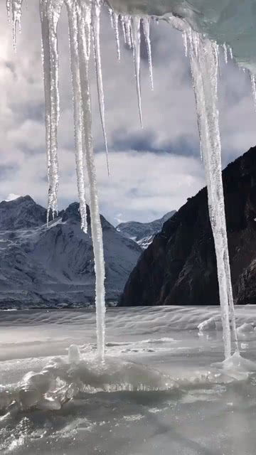 冰封三尺非一日之寒,疯狂就此解冻