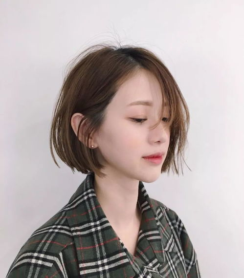 一、短发扎发的基本原则