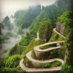 湖南必去的旅游景点-精选美景与文化精粹
