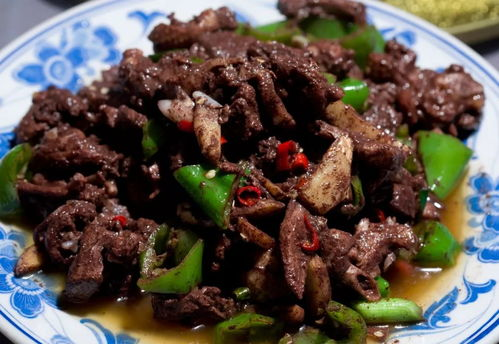 湖南农家肉,传统风味-家常烹饪技巧解析