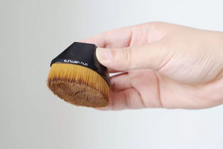 一、底妆工具的使用