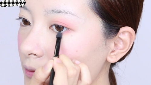 一、儿童彩妆盘套装的安全性考量