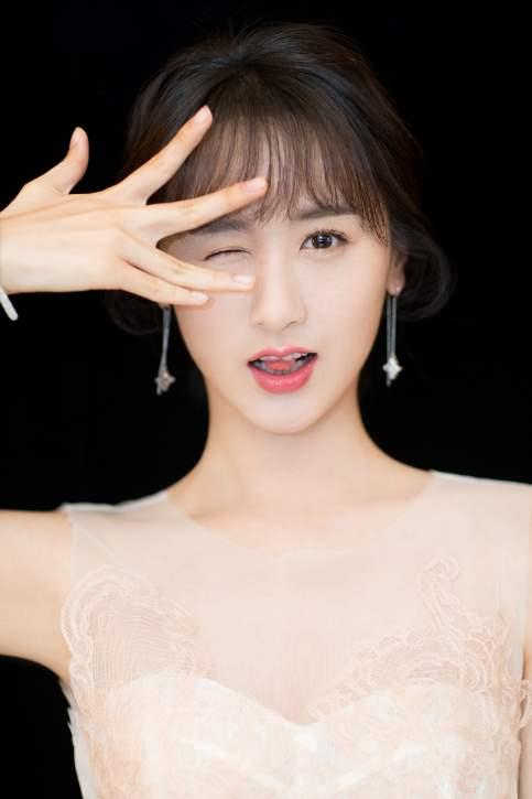 一、彩妆培训师课件的设计要点