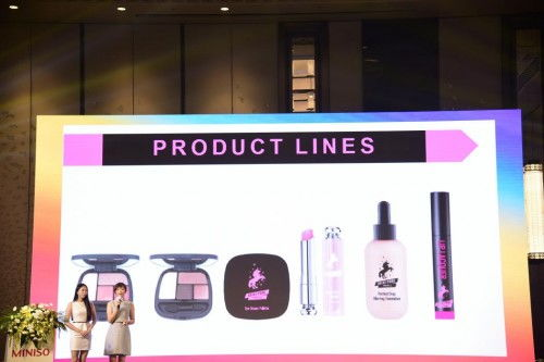 一、名创优品彩妆系列概览