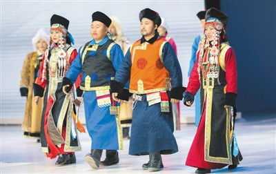 一、蒙古族男子服饰的起源与发展
