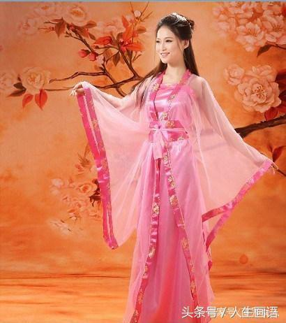 一、唐朝公主服饰的华美风格