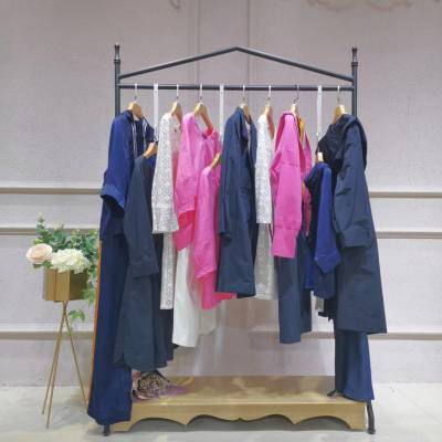 一、久久红服饰厂家品牌介绍