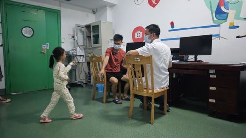 一、关注材质选择，确保孩子舒适体验