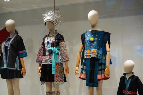 一、抖音上的少数民族服饰展示