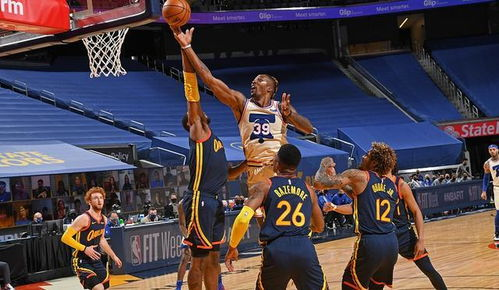 76人赛程有利有弊,里弗斯称要合理安排战术,76人队2021