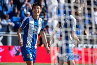 西甲：西班牙人武磊拼劲，防守反击有作用,武磊入选西班牙人西甲大名单