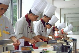 学厨师的基本费用构成