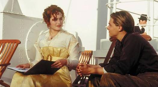 五、《泰坦尼克号》：悲剧中的永恒爱情