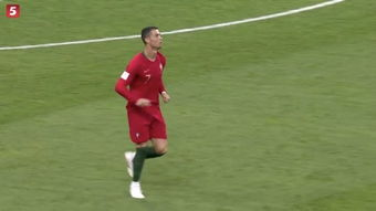 三、CCTV世界杯直播中的互动体验