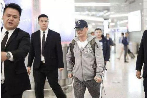 四、关注演员阵容，感受明星魅力