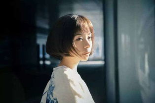 一、歌曲《岁月神偷》—— 金玟岐