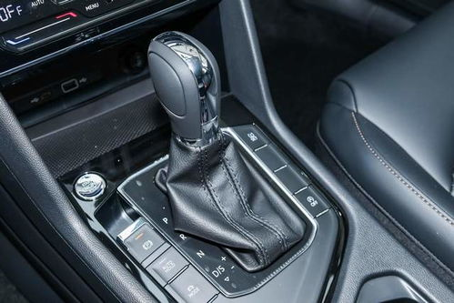 与竞品的横向价格对比