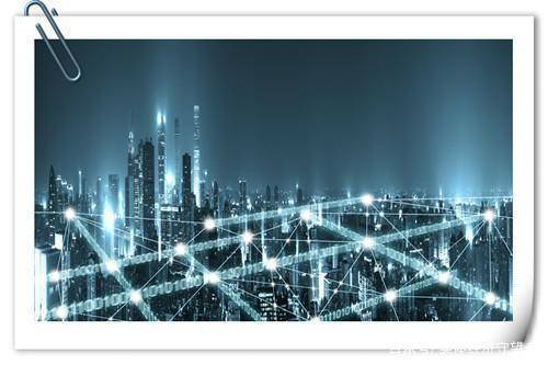 费用结构与商业模式解析