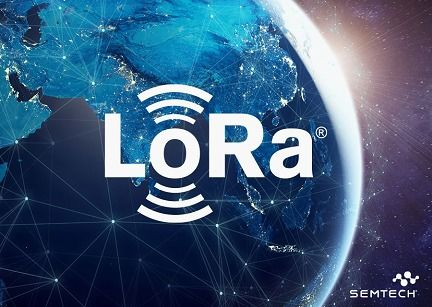 什么是LoRA技术？为什么2025年它成为AI艺术的宠儿？