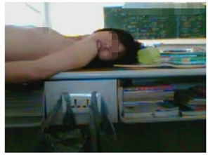 武汉17中教室门事件概述