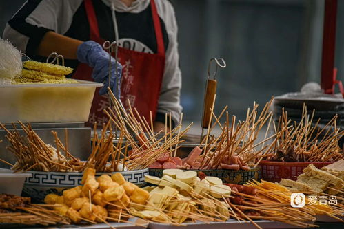 逛夜市与品尝美食