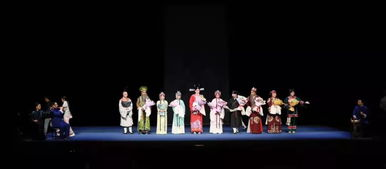 五、角色表演与情感传达