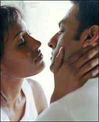 二、接吻的健康影响