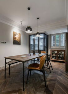 二、古典美学在现代设计中的应用