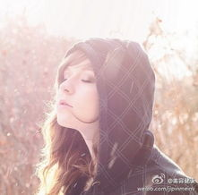 一、情感表达的含蓄之美