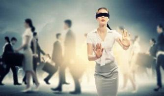 四、职场生活的真实写照：《熔炉》