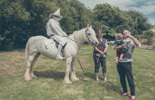 四、霍比特人在中土世界的影响力