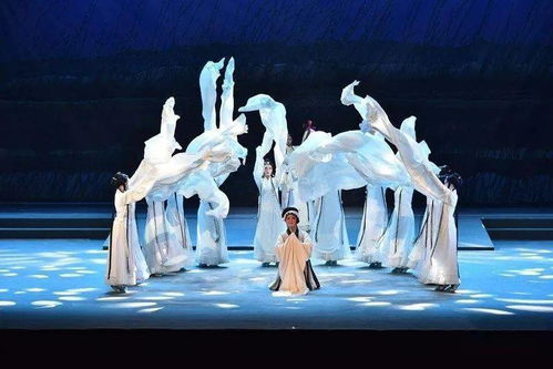 五、文化内涵：传统元素，现代演绎