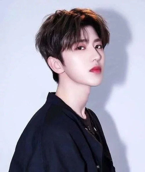 二、如何获取全部演员表名单及图片？