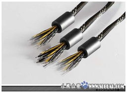 四、 电源与线材:稳定运行的幕后功臣