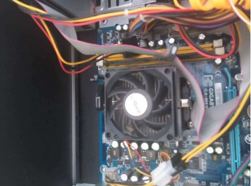 四、收尾与优化:系统安装与散热风道调试