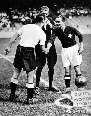 世界杯踢中门柱,世界杯中国踢了几场