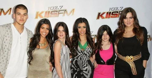 四、史蒂芬妮图片的社交媒体推广