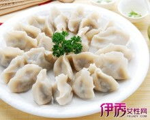 三、饺子在不同地区的特色吃法