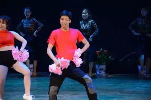 二、节目亮点与选手介绍