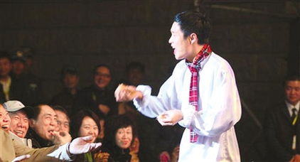 二、小沈阳的表演艺术