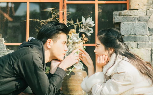 三、爱情与冒险的交织