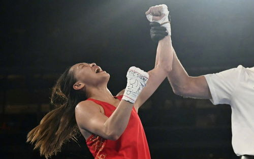 二、女性力量的展现