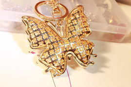 跨境金饰纪念日礼物的魅力与重要价值