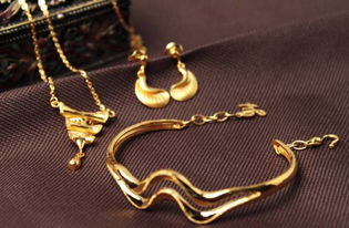 跨境金首饰材质的基本种类与特性