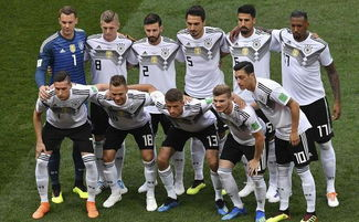 世界杯门饰挂件的定义与核心意义