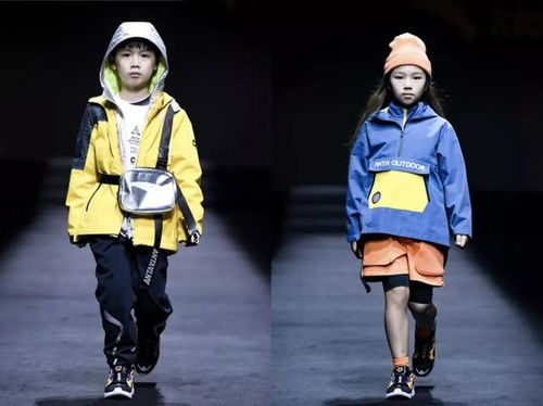 三、安踏儿童：运动时尚融合