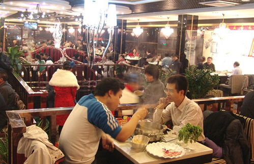 三、小吃加盟店的运营策略