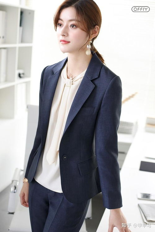 一、职场女性的时尚选择：女士西装品牌概览