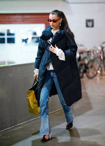 三、艾莱依（ERDOS）——时尚与保暖兼具的羽绒服品牌